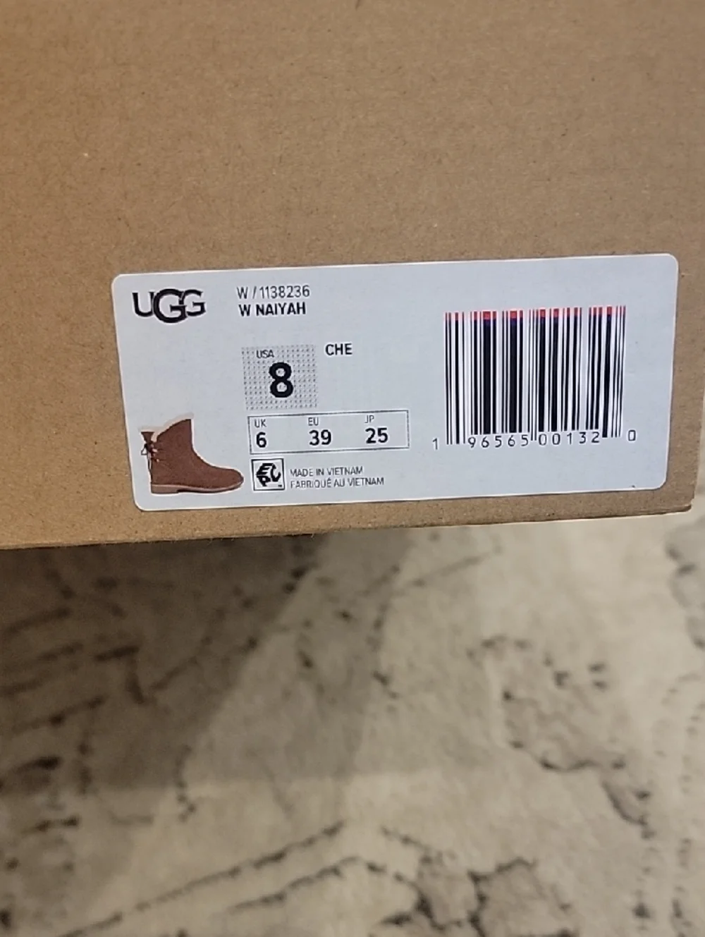UGG Women's Naiyah Ankle Boots In Chestnut~Size 8~New In Box
